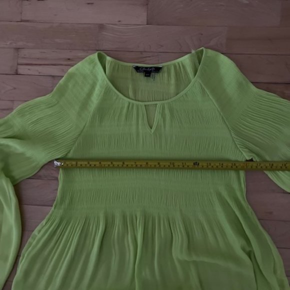 Smocked Lime Green Boho Blouse NWOT - Picture 14 of 14
